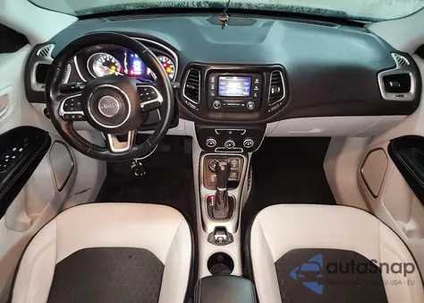 2018 Jeep Compass Latitude z USA, uszkodzony, nr VIN 3C4NJDBB9JT161153